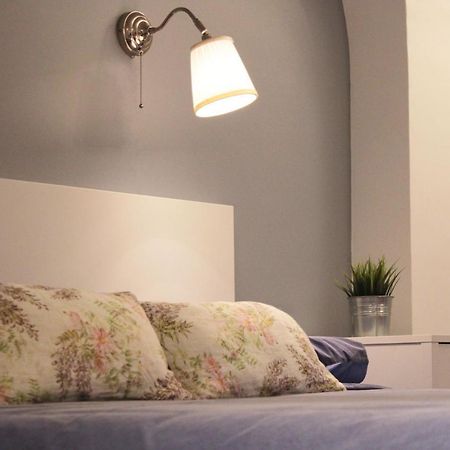 Vhome Exclusive Living Room Catania Bagian luar foto