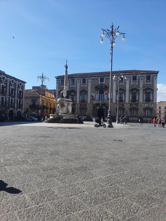 Vhome Exclusive Living Room Catania Bagian luar foto