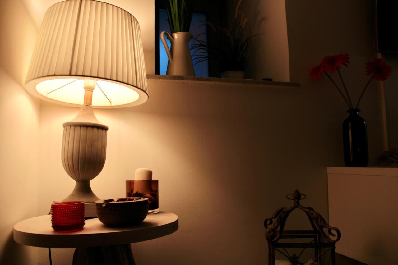 Vhome Exclusive Living Room Catania Bagian luar foto