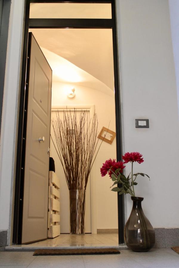 Vhome Exclusive Living Room Catania Bagian luar foto